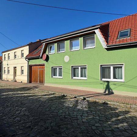 Schoen Moeblierte Wohnung In Genthin/ Ot Tucheim Екстер'єр фото