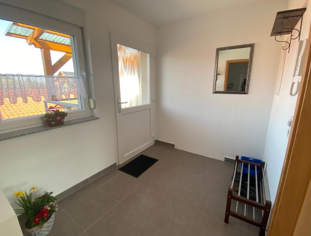 Schoen Moeblierte Wohnung In Genthin/ Ot Tucheim Екстер'єр фото