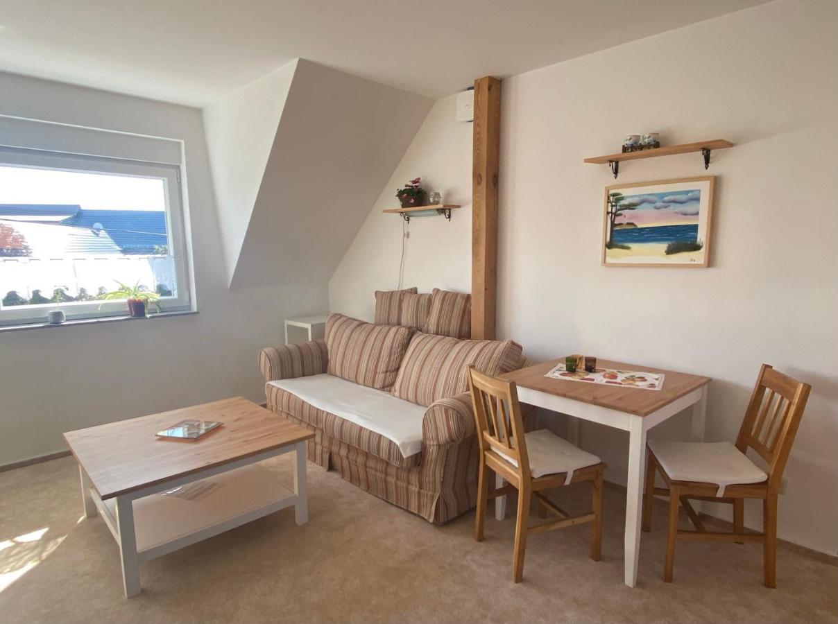 Schoen Moeblierte Wohnung In Genthin/ Ot Tucheim Екстер'єр фото